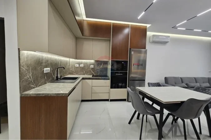 Tirane, jepet me qera apartament 1+1+Ballkon Kati 6, 75 m² 850 € (Zogu i zi)
