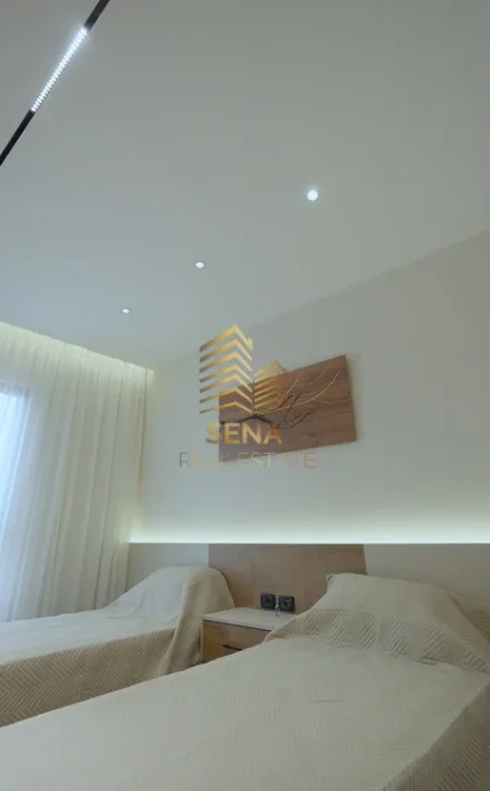 Tirane, shitet apartament 2+1+Ballkon Kati 7, 101 m² 240.000 € (Pallati me Shigjeta)