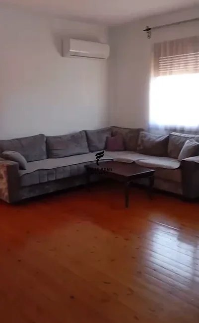 Tirane, jepet me qera apartament 2+1 Kati 4, 80 m² 450 € (KODRA E PRIFTIT)