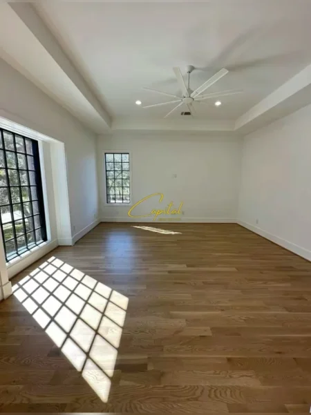 Tirane, jepet me qera dyqan Kati 0, 42 m² 500 € (RRUGA E DURRESIT)
