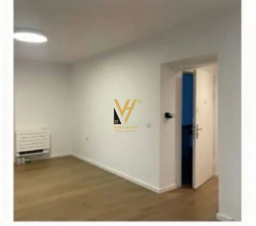 Tirane, jepet me qera zyre Kati 2, 70 m² 720 € (HARRY FULTZ)