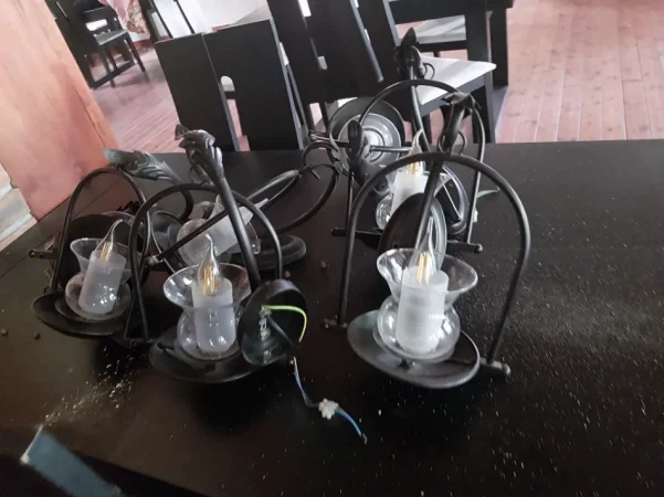 Tirane, shes Abazhur | ndricues | llampa OKAZION. MBYLLET HOTEL GOLEM. SHITEN 130 AMBAZHURE TË NDRYSHËM TË JASHTËM&amp;BRENDSHLM= 10€/copa