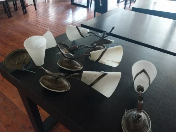 Tirane, shes Abazhur | ndricues | llampa OKAZION. MBYLLET HOTEL GOLEM. SHITEN 130 AMBAZHURE TË NDRYSHËM TË JASHTËM&amp;BRENDSHLM= 10€/copa
