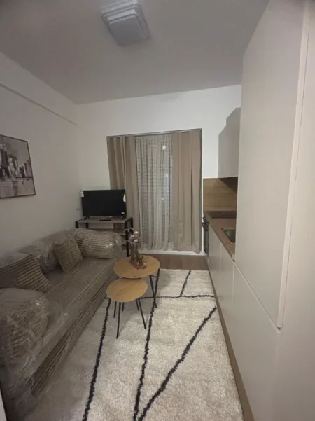 jepet me qera garsonier Kati 1, 35 m² 270 € (Fresk/ewzidenca OXA)