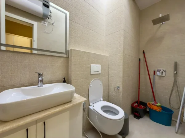 Tirane, shitet apartament 3+1+Ballkon Kati 10, 133 m² 355.000 € (Liqeni Artificial)