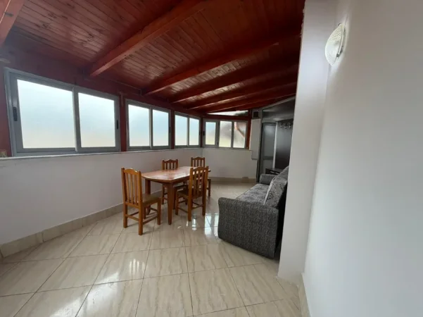 Tirane, jepet me qera apartament 2+1 Kati 5, (XHAMLLIK)