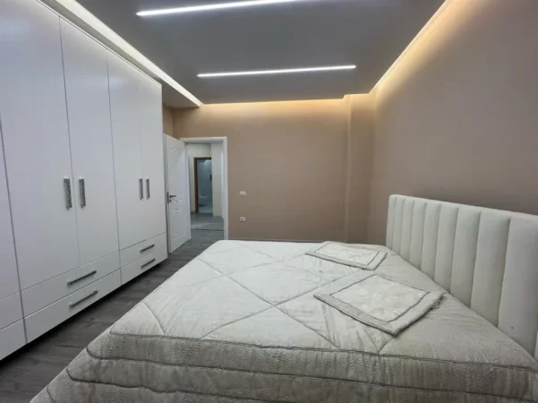 Shqiperi, jepet me qera apartament 2+1 , 120 m² 899 € (Don Bosko)