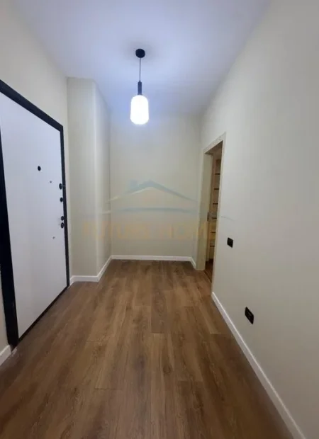 Tirane, shes apartament 1+1 Kati 2, 62 m² 149.000 € (Rruga Xhanfize Keko)