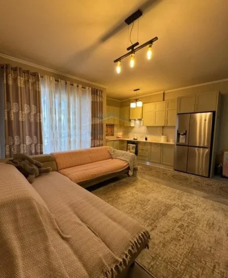 Tirane, shes apartament 2+1 Kati 5, 101 m² 215.000 € (rruga Ura)