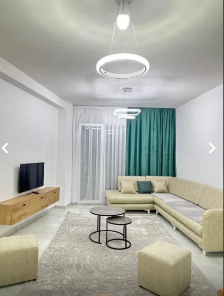 Tirane, jepet me qera apartament 2+1 Kati 8, 130 m² 600 € (ASTIR)