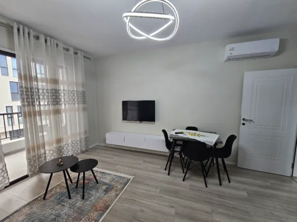 Tirane, jepet me qera apartament 2+1+Ballkon Kati 7, 98 m² 800 € (Rruga e Durresit)