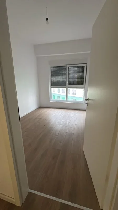 Tirane, jepet me qera apartament 1+1 Kati 5, 350 € (Rruga Pasho Hysa)