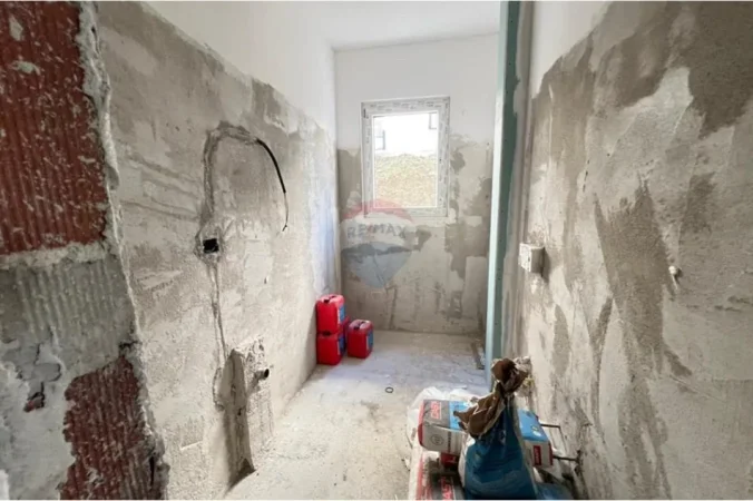 Tirane, shitet 2+1 , 90 m² 135.000 € (Rruga Bamir Topi)