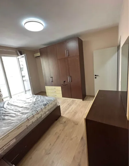 Tirane, jepet me qera apartament 2+1 Kati 6, 90 m² 550 € (ASTIR)