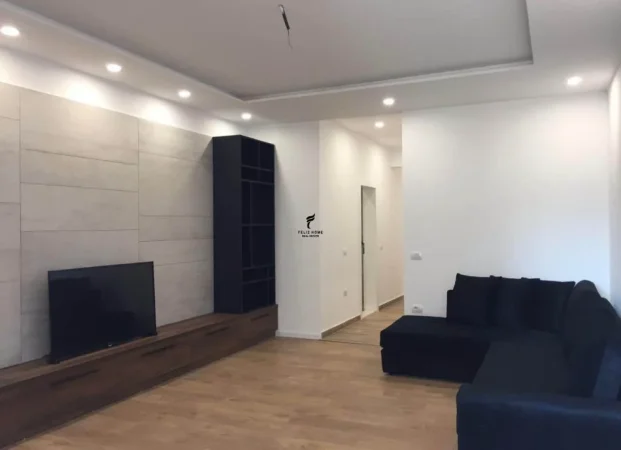 Tirane, jepet me qera apartament 2+1 Kati 6, 90 m² 700 € (BULEVARDI BAJRAM CURRI)