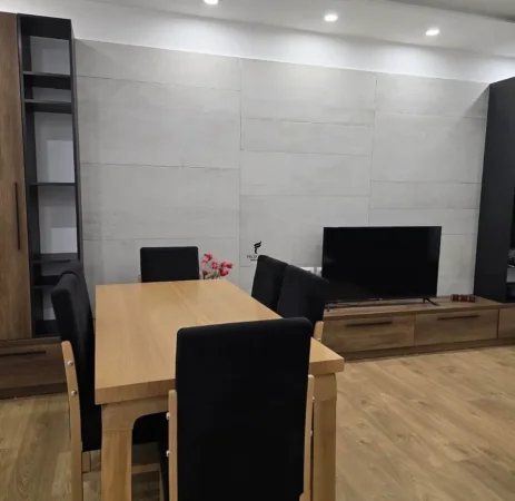 Tirane, jepet me qera apartament 2+1 Kati 6, 90 m² 700 € (BULEVARDI BAJRAM CURRI)