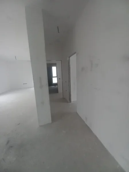Tirane, shitet apartament 2+1 Kati 1, 122 m² 310.000 € 