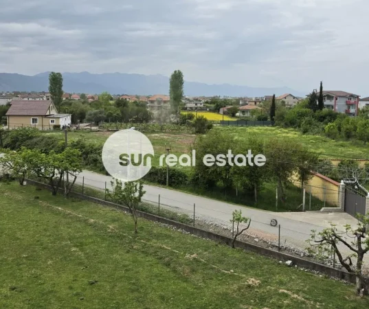 Shkoder, shitet toke , 1.000 m² (DOBRAC, SHKODER)