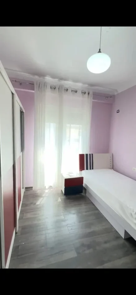 Tirane, shitet apartament 2+1+Ballkon Kati 6, 93 m² 258.000 € 