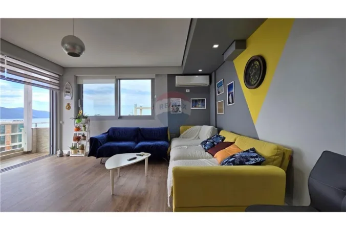 Vlore, shitet 2+1 , 110 m² 330.000 € (Rradhime)
