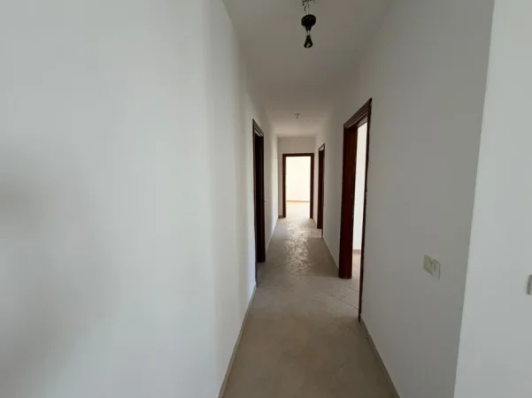 Tirane, shes apartament 2+1+Ballkon Kati 2, 114 m² 235.000 € (Rr. Jordan Misja prane Gener 2)
