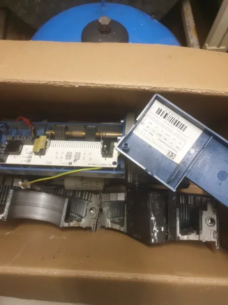 Tirane, shes Shitet Elektromotor per qepen garazhi 50 €