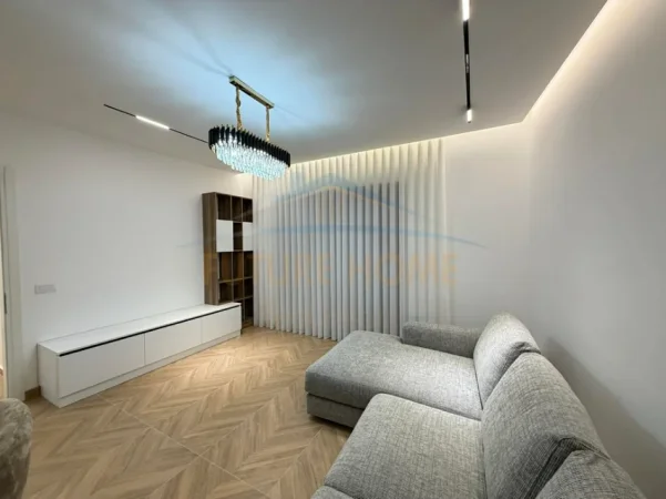 Tirane, Shiten 2-Apartamente 1+1+Ballkon Kati 1, 129 m² 312.000 € (Unaza e Re)