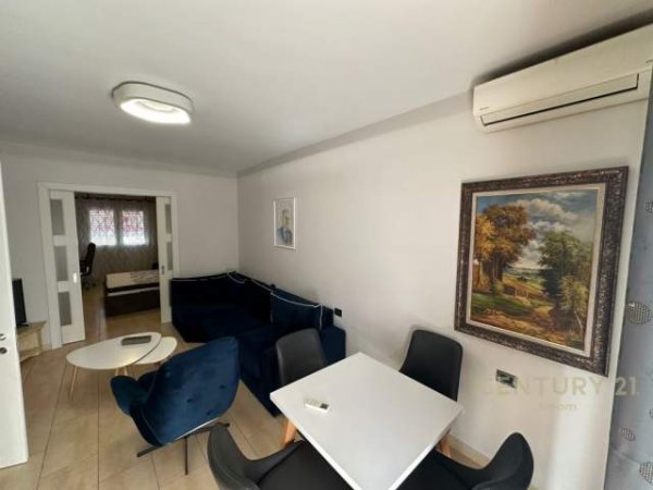 Tirane, jepet me qera apartament 1+1+BLK Kati 3, 53 m² 850 Euro (Presidenca Tirana, Albania)