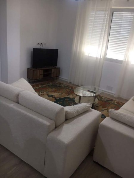 Tirane, shes apartament 1+1+BLK Kati 4, 75 m² 140.000 Euro (KOPSHTI BOTANIK)