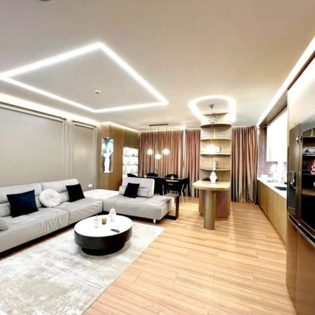 Tirane, shes apartament 3+1 135 m² 350.000 Euro (RRUGA KAVAJES, POLICIA BASHKIAKE)