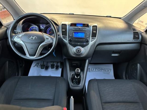 Tirane, shes makine Hyundai ix20 Viti 2012, 5.900 Euro