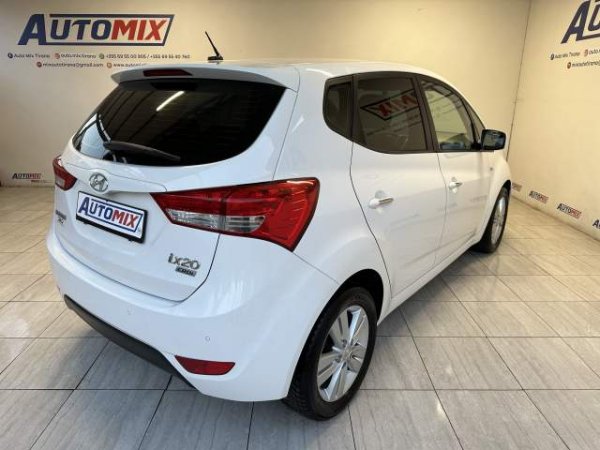 Tirane, shes makine Hyundai ix20 Viti 2012, 5.900 Euro