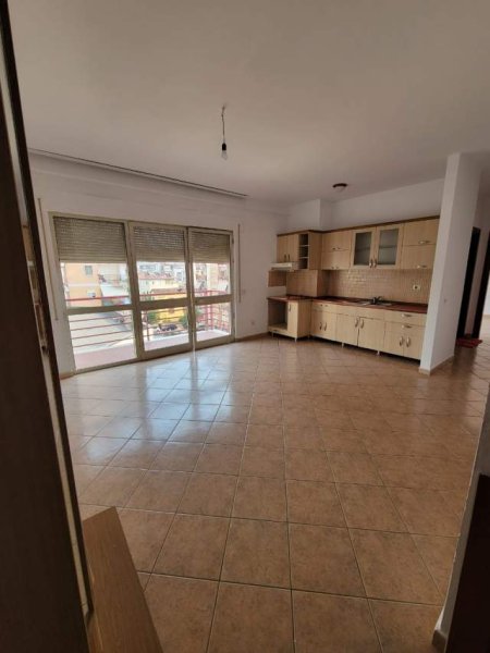 Tirane, jepet me qera apartament 1+1+BLK Kati 5, 75 m² 350 Euro (Don Bosko)