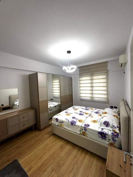 Tirane, jepet me qera apartament 2+1+A Kati 2, 96 m² 800 Euro (Myslym Shyri)