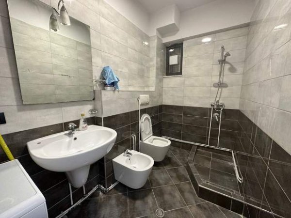 Tirane, jepet me qera apartament 2+1+A Kati 2, 96 m² 800 Euro (Myslym Shyri)