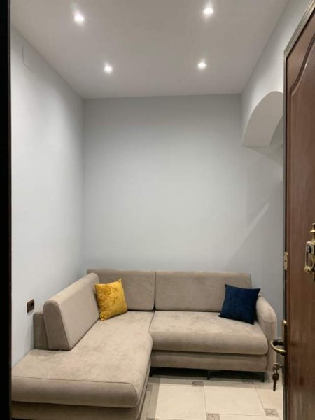 Tirane, jepet me qera apartament 1+1+A+BLK Kati 2, 76 m² 45.000 Leke (Rruga Kristaq Kapo)
