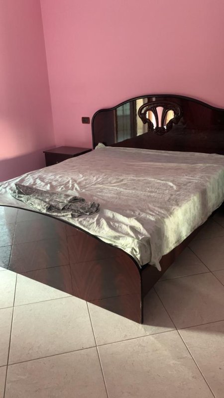 Tirane, jepet me qera apartament 2+1+BLK Kati 2, 140 m² 350 Euro (dalip topi)