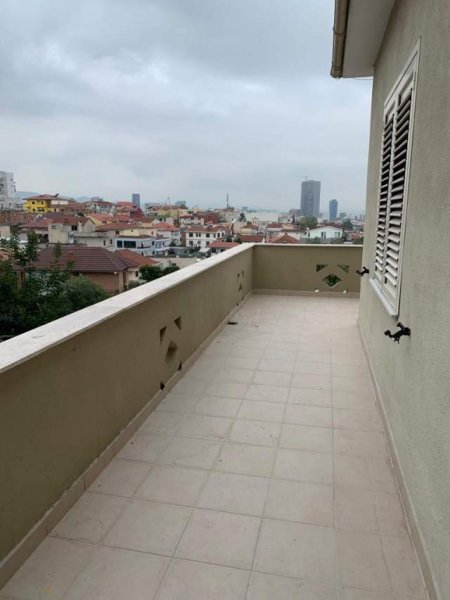 Tirane, jepet me qera apartament 1+1+A+BLK Kati 2, 76 m² 45.000 Leke (Rruga Kristaq Kapo)