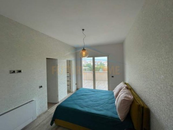 Tirane, jepet me qera Vile Kati 2, 800 m² 3.500  (TEG)