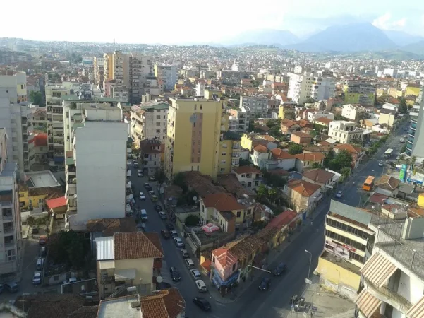 Tirane, shitet truall , 130 m² 220.000 € (Rruga Siri Kodra)