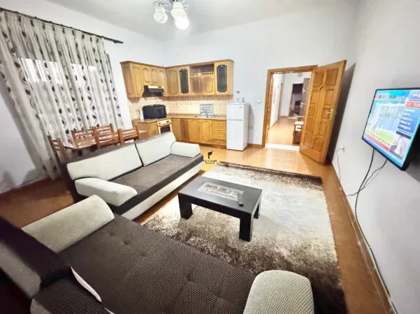 Shqiperi, jepet me qera apartament 1+1 Kati 2, 70 m² 400 € (RRUGA E DIBRES)