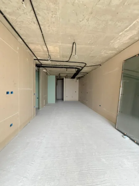 Vlore, shitet apartament 2+1 Kati 0, 180 m² 665.000 € (Folie Village)