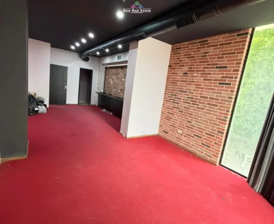 Tirane, jepet me qera lokal Kati 0, 150 m² 1.370 € (Rrruga Muhamet Deliu)