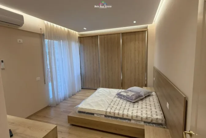 Tirane, jepet me qera apartament 2+1 Kati 5, 105 m² 1.050 € (Rruga Don Bosko)