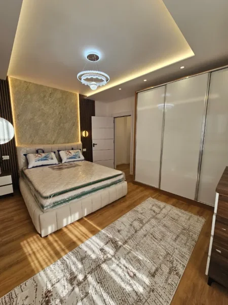 Tirane, shitet apartament 2+1+Ballkon Kati 5, 116 m² 265.000 € (Pallati me Shigjeta)