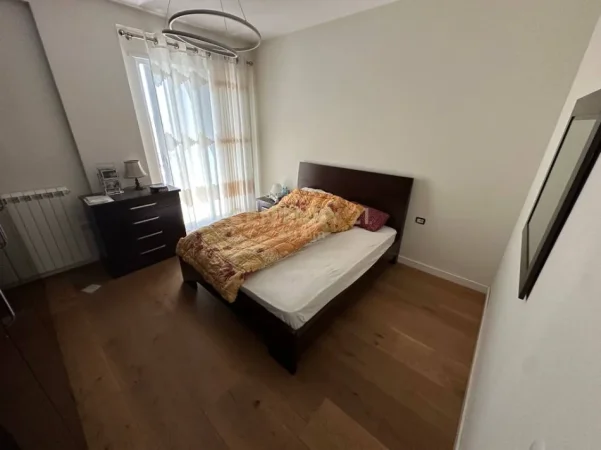 Tirane, shitet apartament 2+1 Kati 3, 151 m² 225.000 € (kinostudio)