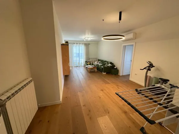 Tirane, shitet apartament 2+1 Kati 3, 151 m² 225.000 € (kinostudio)