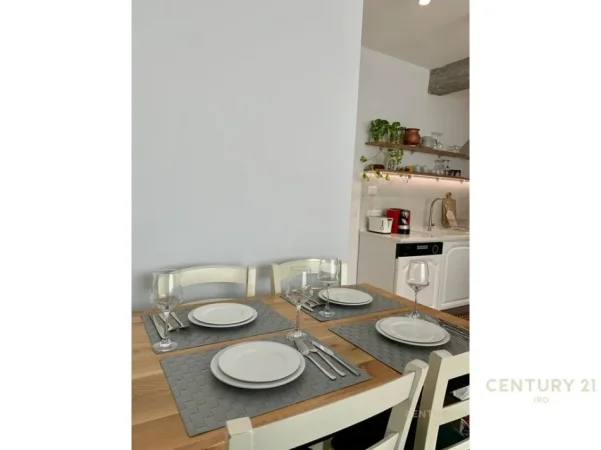Tirane, shitet apartament 2+1 Kati 3, 85 m² (Irfan Tormini)