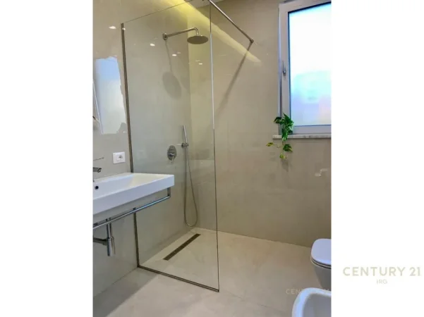 Tirane, shitet apartament 2+1 Kati 3, 85 m² (Irfan Tormini)