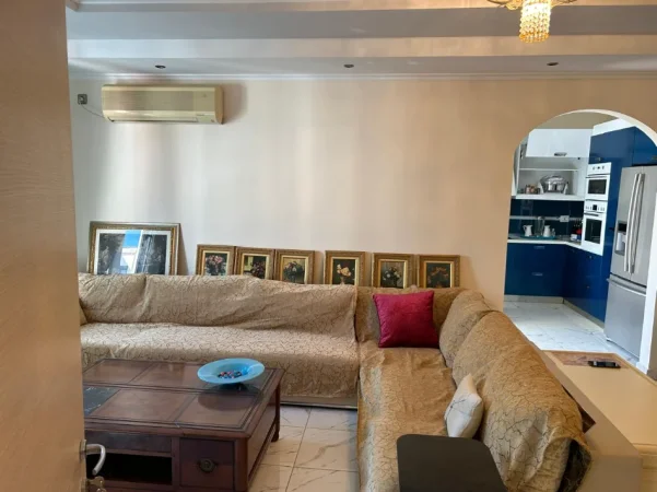 Tirane,Fresku,Okazion!Shitet Apartament bollshëm 2+1,verand-ballkon,kat7, palat ri 2011,sip.114m²,Cmim155'000€, rr.M.Deliu, pranë Sh 9-Vjeçar Qesarak.